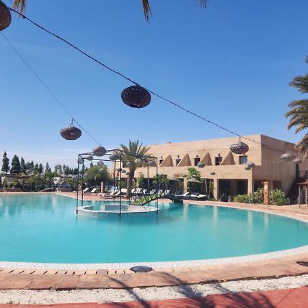 Bed and Breakfast Les Jardins D Amizmiz 6 Piscines Wawizelte Exterior foto