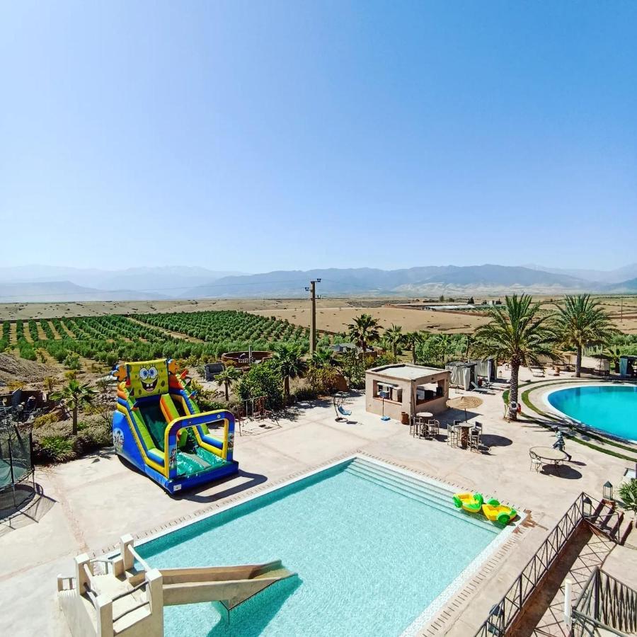 Bed and Breakfast Les Jardins D Amizmiz 6 Piscines Wawizelte Exterior foto