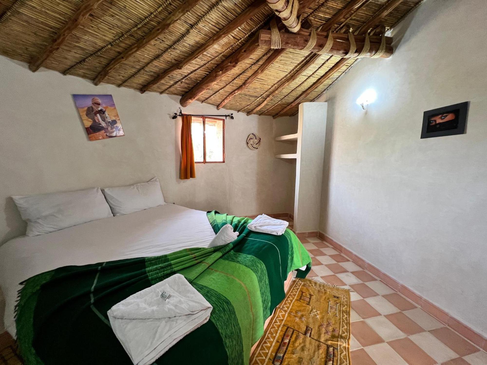 Bed and Breakfast Les Jardins D Amizmiz 6 Piscines Wawizelte Exterior foto
