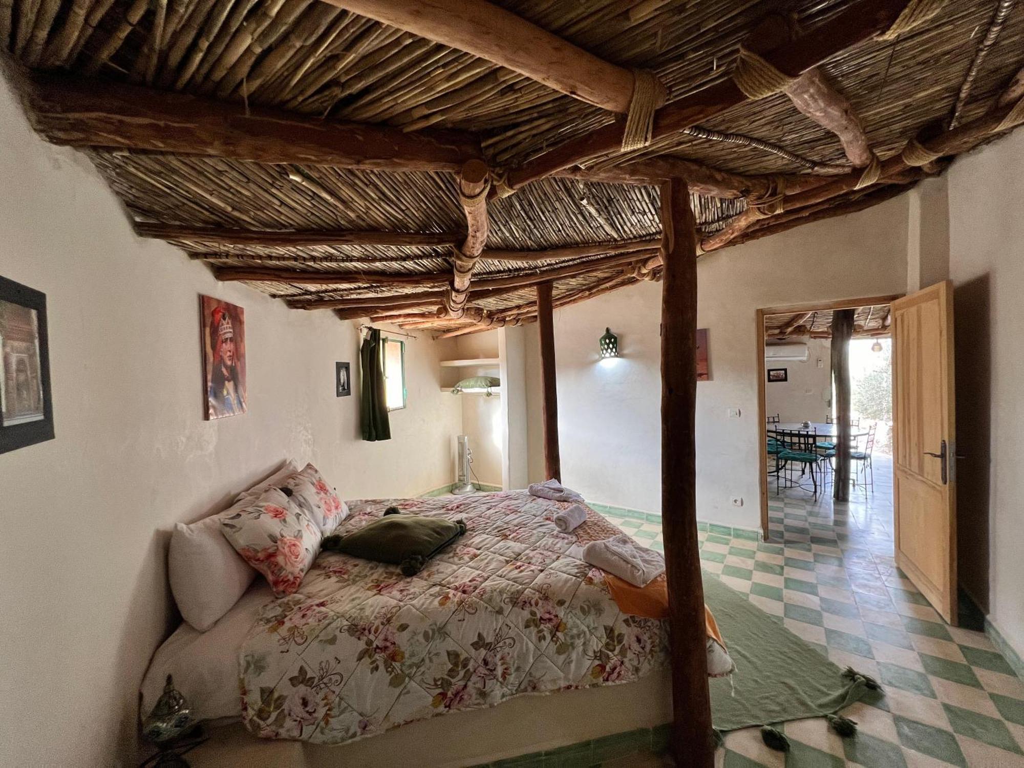 Bed and Breakfast Les Jardins D Amizmiz 6 Piscines Wawizelte Exterior foto